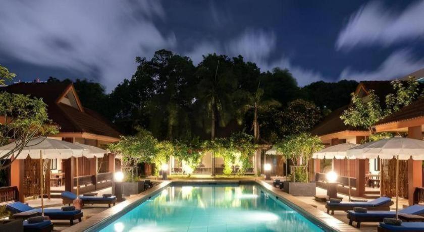 Rose Bay Resort Паттайя Экстерьер фото