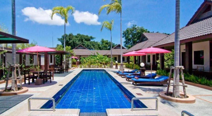 Rose Bay Resort Паттайя Экстерьер фото